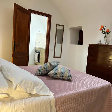 Dans Les Venelles * Cefalù