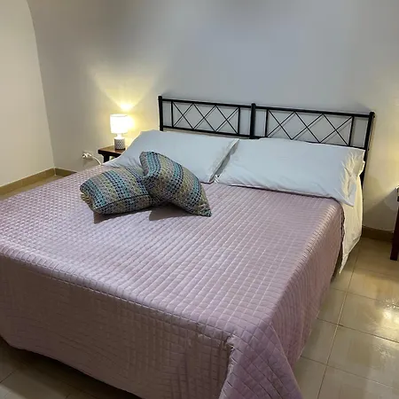 Dans Les Venelles Cefalù