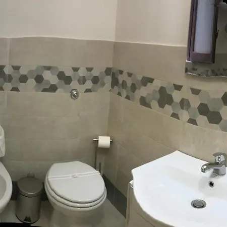 Apartment Dans Les Venelles Cefalù