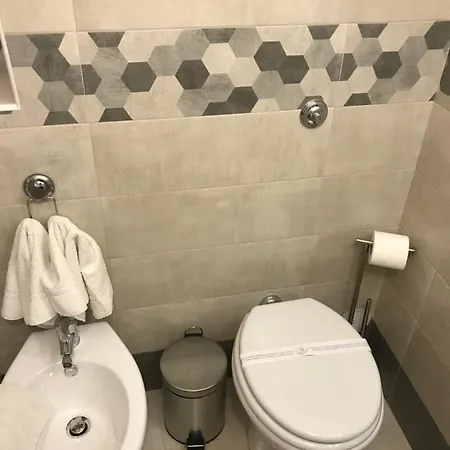 Apartment Dans Les Venelles Cefalù