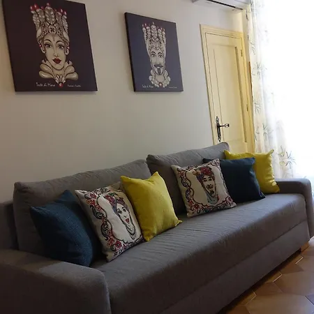 Lejlighed Dans Les Venelles Cefalù