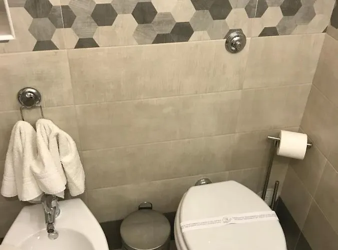 Appartement Dans Les Venelles Cefalù