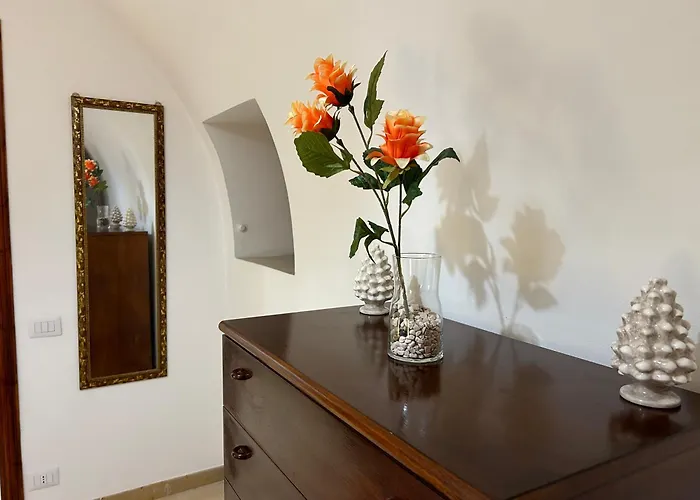 Dans Les Venelles チェファル